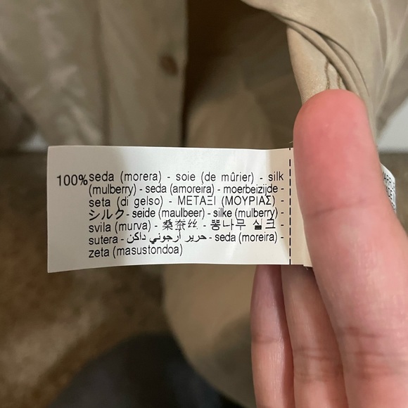 Mens Zara khaki color 100% silk button up in medium - Picture 3 of 3